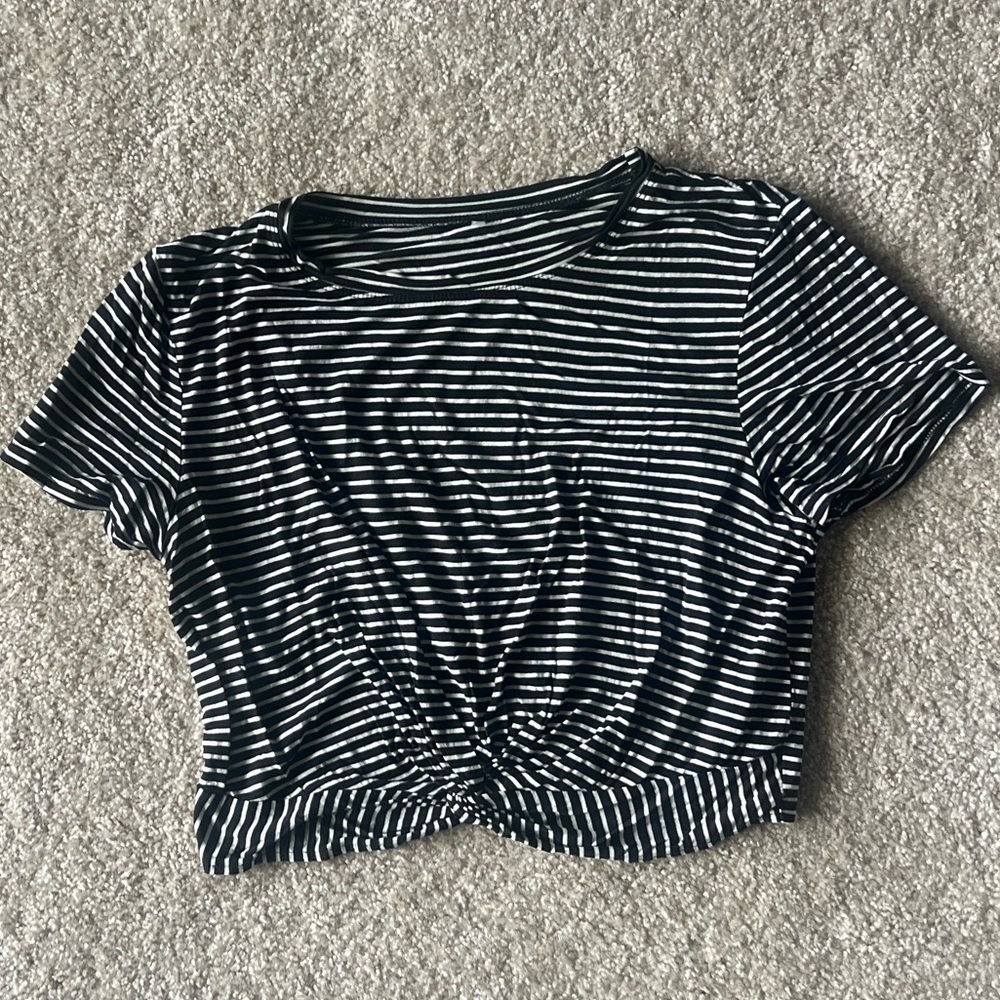 Target Gray and Black Crop Tie Front T-Shirt